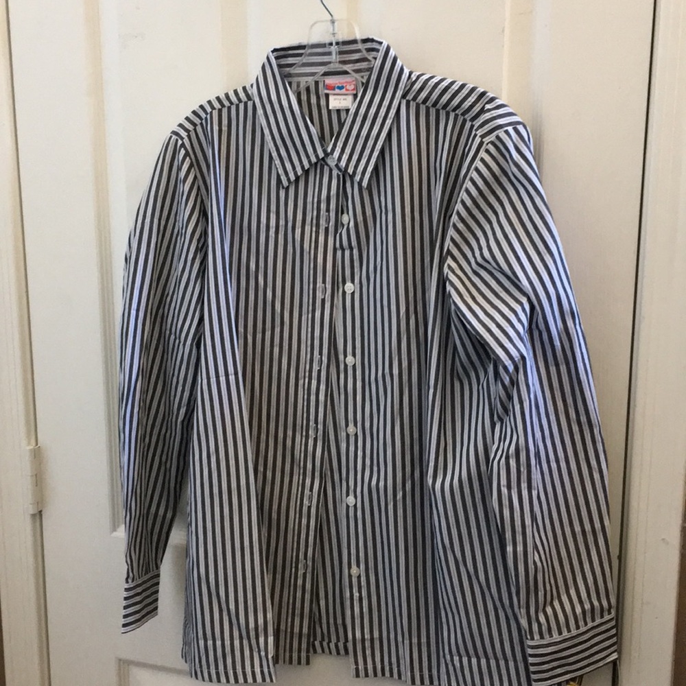 FINAL MARKDOWN Ladies American sweetheart long sleeved blouse large